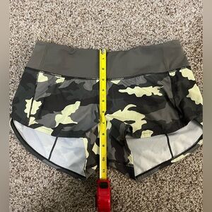 Lululemon speed up Camo Athletic Shorts -